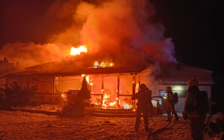 Pożar zabrał im wszystko. Rodzina z pięciorgiem dzieci potrzebuje pomocy