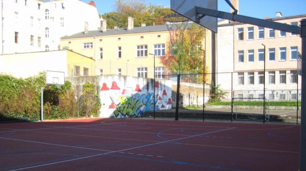 Boiska dla młodzieży prawie gotowe