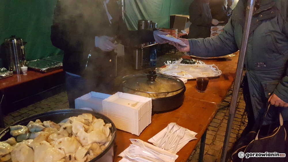 3 tysiące pierogów i 150 litrów barszczu dla gorzowian