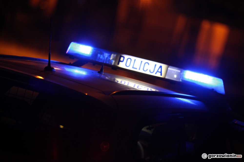 Mężczyzna zaatakował nożem parę nastolatków