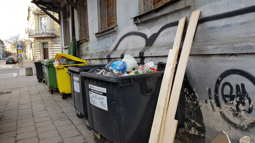 Nowe pojemniki i punkty zbiórki odpadów w Gorzowie