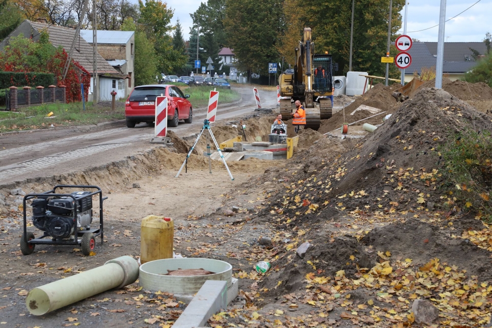 Kostrzyńska zostanie oddana kierowcom w dwóch częściach [zdjęcia]