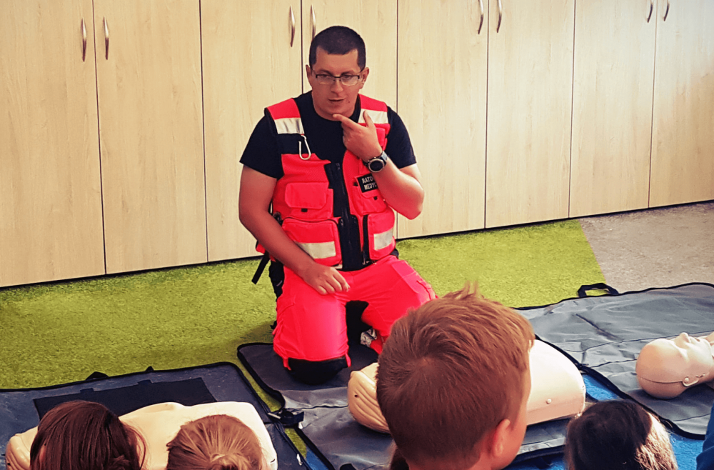 Jak skutecznie udzielać pierwszej pomocy? – radzi Ambulans24.pl