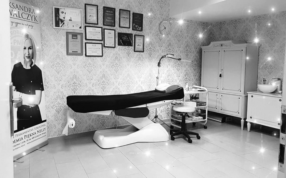 Bądź piękna z Nelly. Zyskaj pewność siebie i radość życia