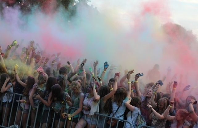 Kolorowe festiwale nad Wartą