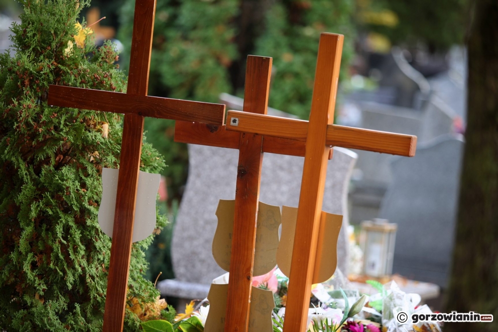 Rekordowa liczba zgonów i pogrzebów. Pochówek w weekend to prawdziwe wyzwanie