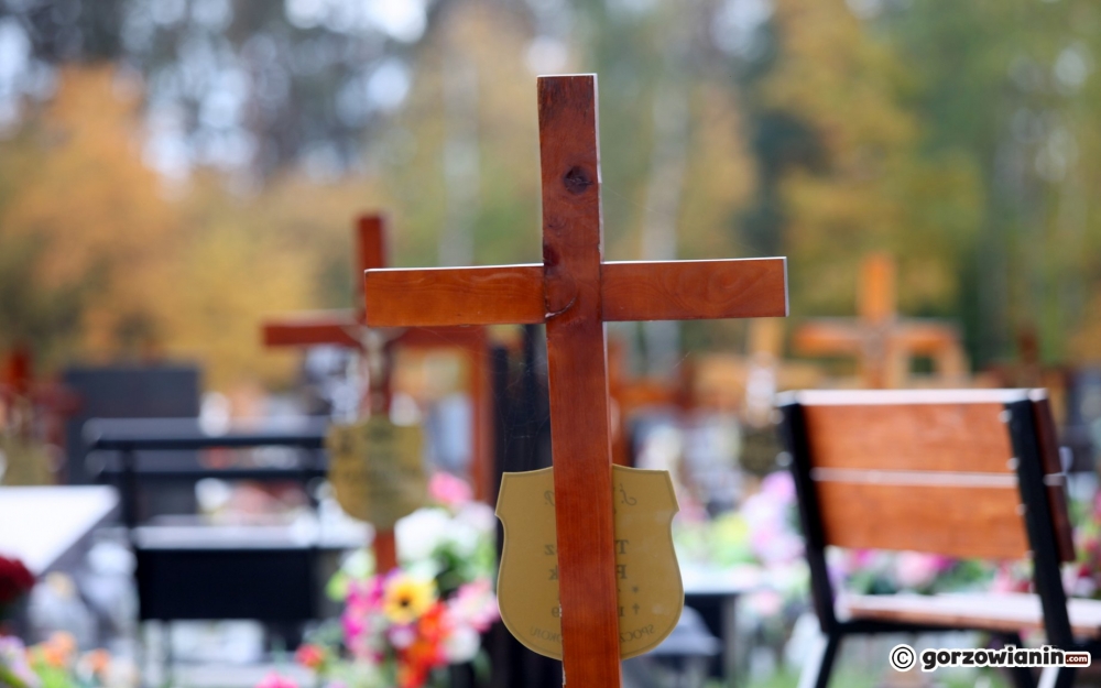 Cmentarna kaplica zamieniona w kostnicę