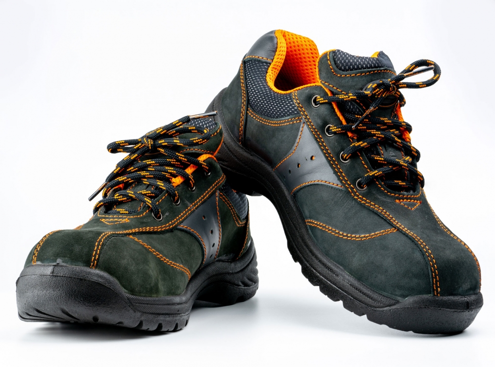 Obuwie robocze - jak wybrać najlepsze?