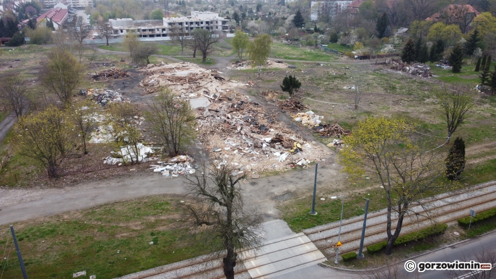 Wielka demolka na Walczaka. Co powstanie w miejscu wyburzonych budynków? [zdjęcia]