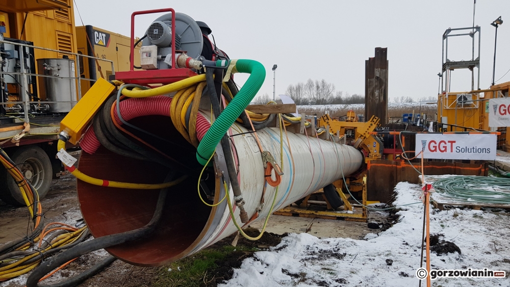 Gigantyczna inwestycja pod Gorzowem. Gaz popłynie 40 metrów pod dnem Warty