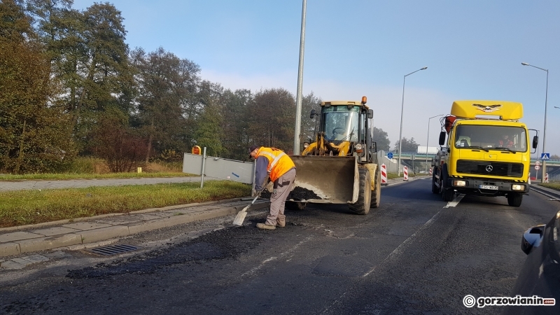 Po zniszczonych drogach w Gorzowie nie da się jeździć 