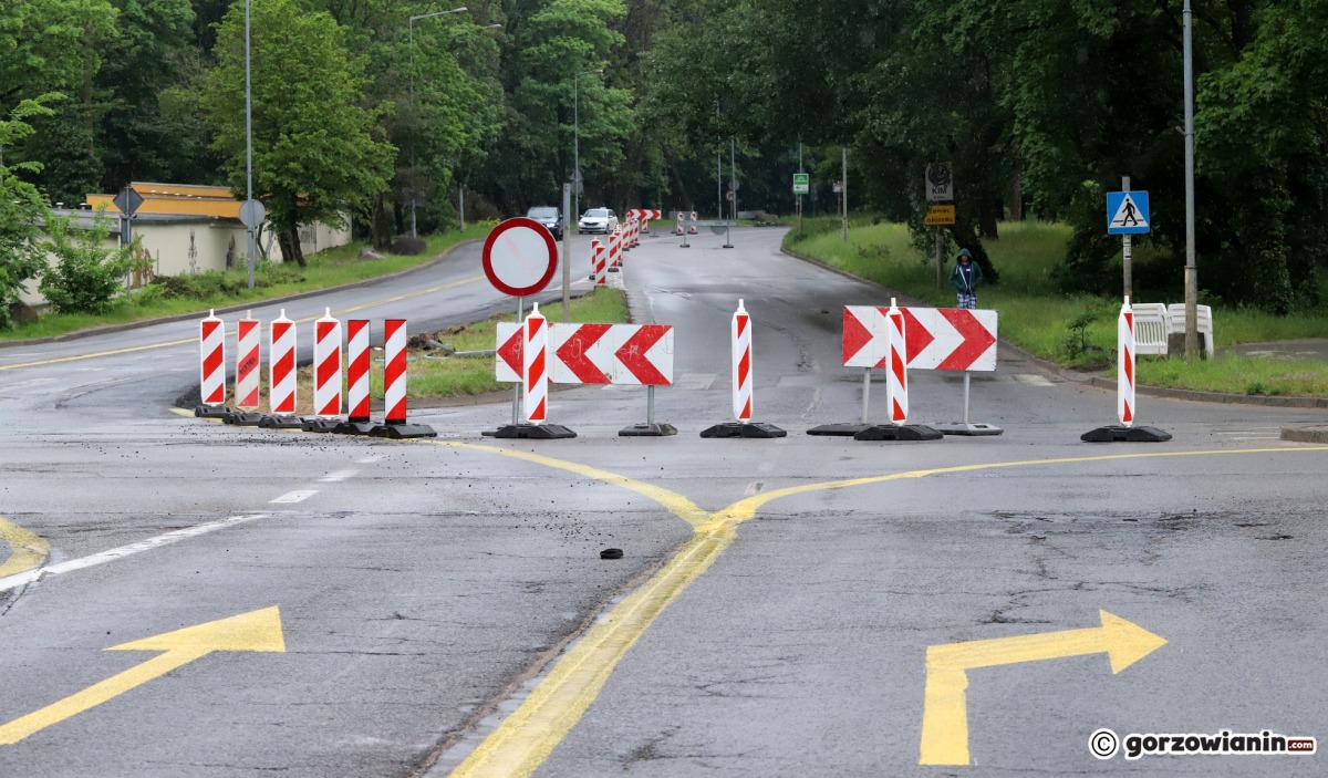 Brak świateł i zmieniona organizacja ruchu. Tak się teraz tutaj jeździ [zdjęcia]