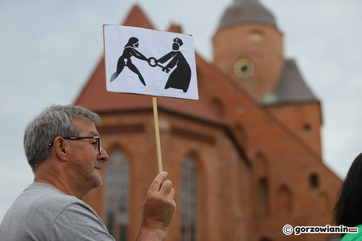 „Ani jednej więcej. Tak wyglądał protest w Gorzowie [zdjęcia]