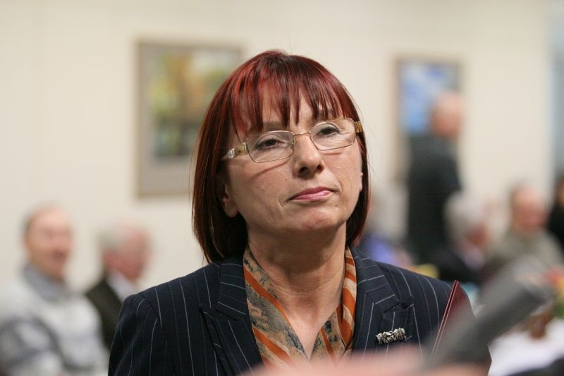 
Przy błękitnym stoliku