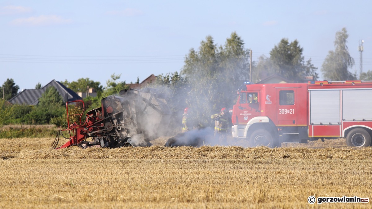 Pożar ścierniska. Spaliła się prasa do słomy