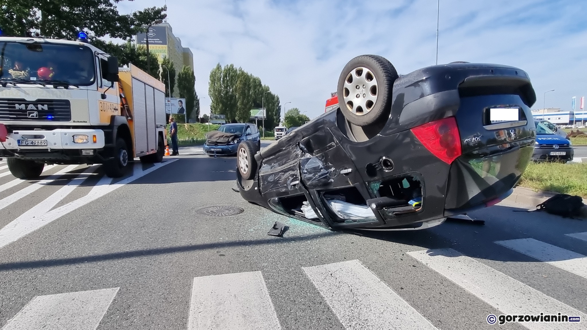 Gorzów: Wymuszenie pierwszeństwa i dachowanie na rondzie Górczyńskim