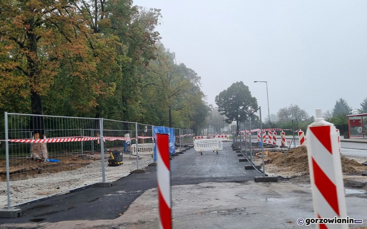 Skrzyżowanie ze Żwirową częściowo otwarte na Wszystkich Świętych. Tylko dla autobusów i taksówek