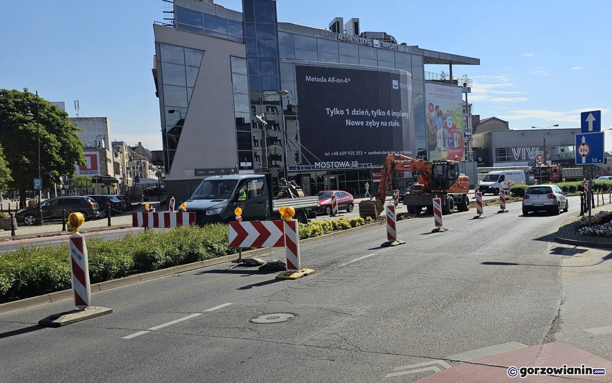 Utrudnienia na Chrobrego. Ruszyły przygotowania do przebudowy Spichrzowej