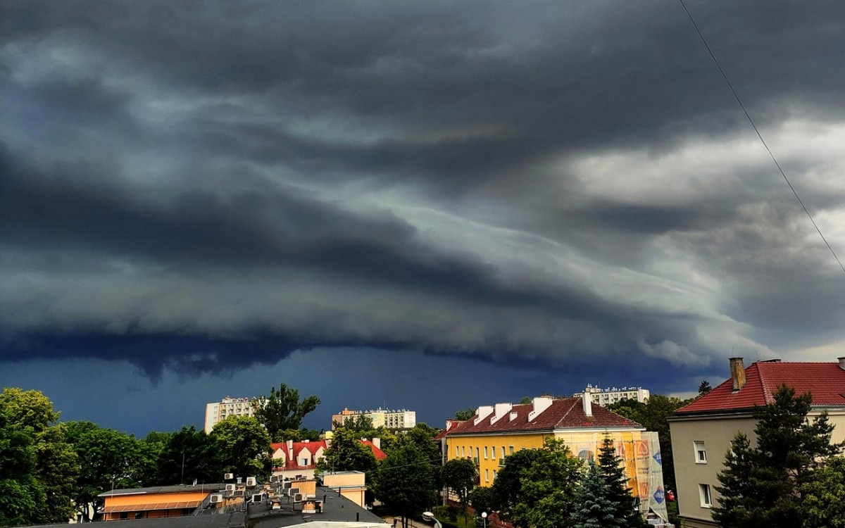 Wał szkwałowy w Gorzowie. Zobacz niezwykłe zdjęcia czytelników