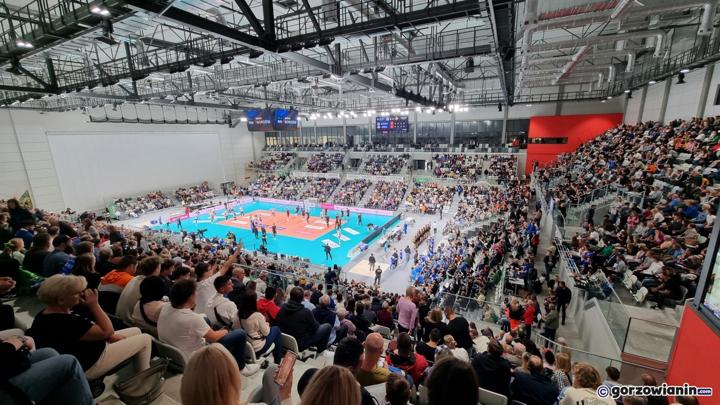 Arena Gorzów pęka w szwach. Tłum kibiców na starciu z Jastrzębskim Węglem