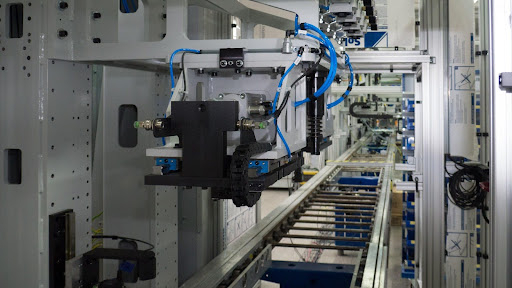 Napędy liniowe elektryczne – nowoczesne rozwiązanie w automatyce przemysłowej