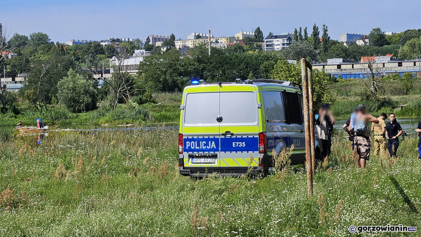 Mężczyzna wszedł do Warty i nie wypłynął. Trwają poszukiwania