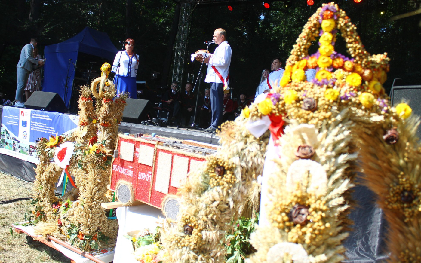 Dożynki w powiecie gorzowskim. Łzy i Brathanki gwiazdami święta plonów