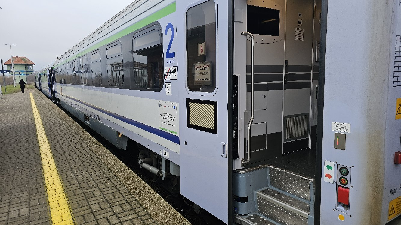 Gorzów wychodzi z kolejowej izolacji. Od grudnia pojedziemy szybciej, dalej, częściej