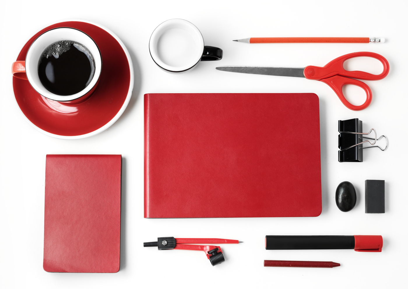 Gadżety biurowe, które zamieniają miejsce pracy w przestrzeń reklamową