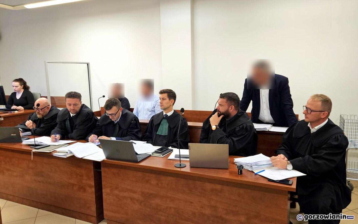 Miliony, maseczki i zarzuty. Waldemar G. odpowiada: ratowałem ludzi