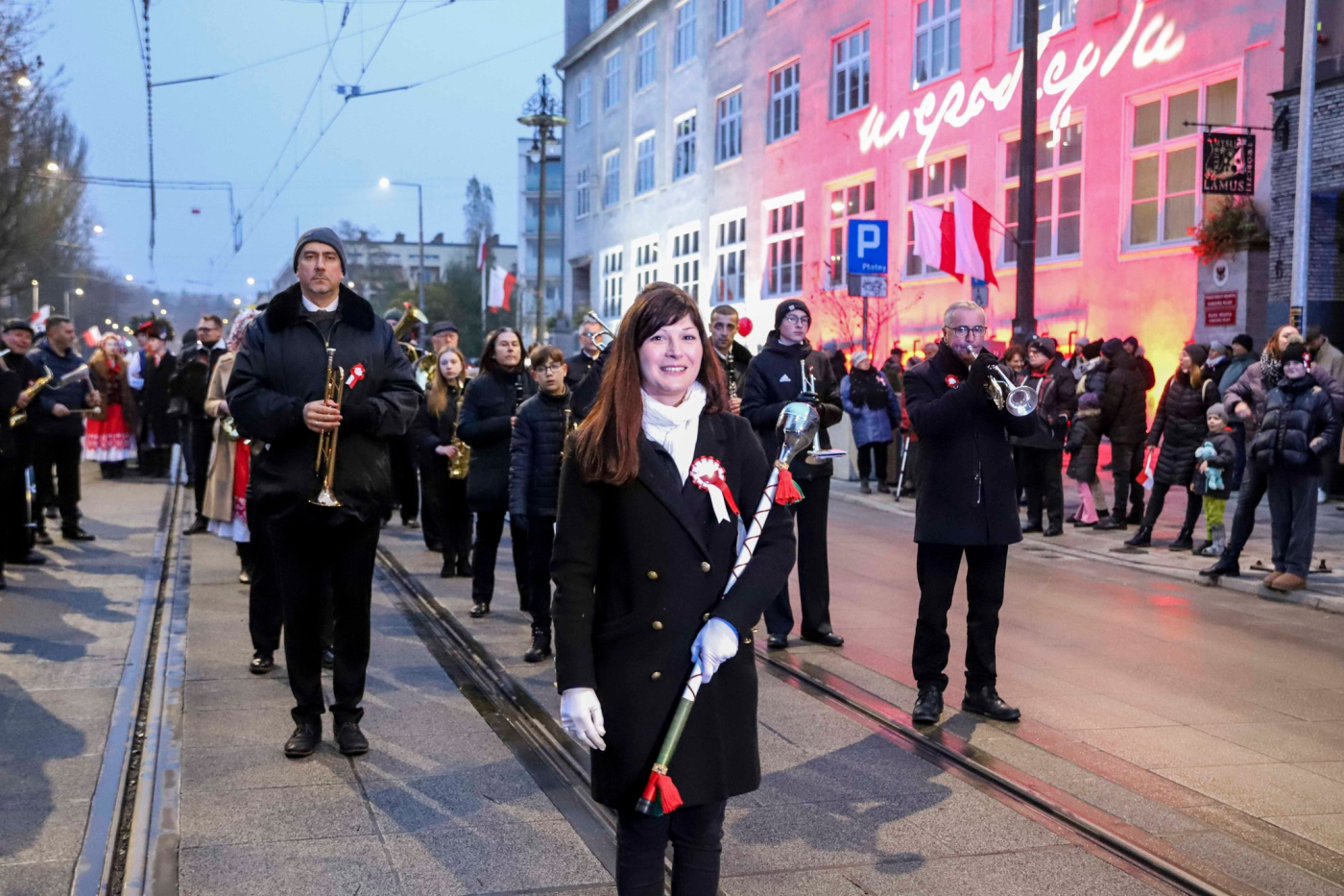Święto Niepodległości w Gorzowie. Wspólne śpiewanie, bieg i pokazy multimedialne