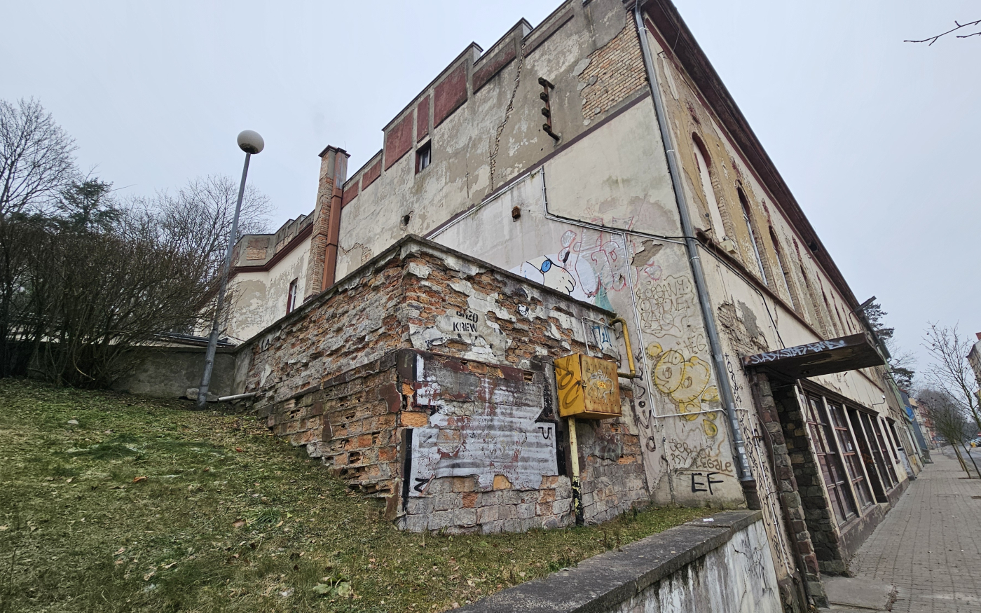 Klamka zapadła, budynek MCK na sprzedaż. Prezydent Wójcicki: Nie stać nas na remont za 150 mln zł