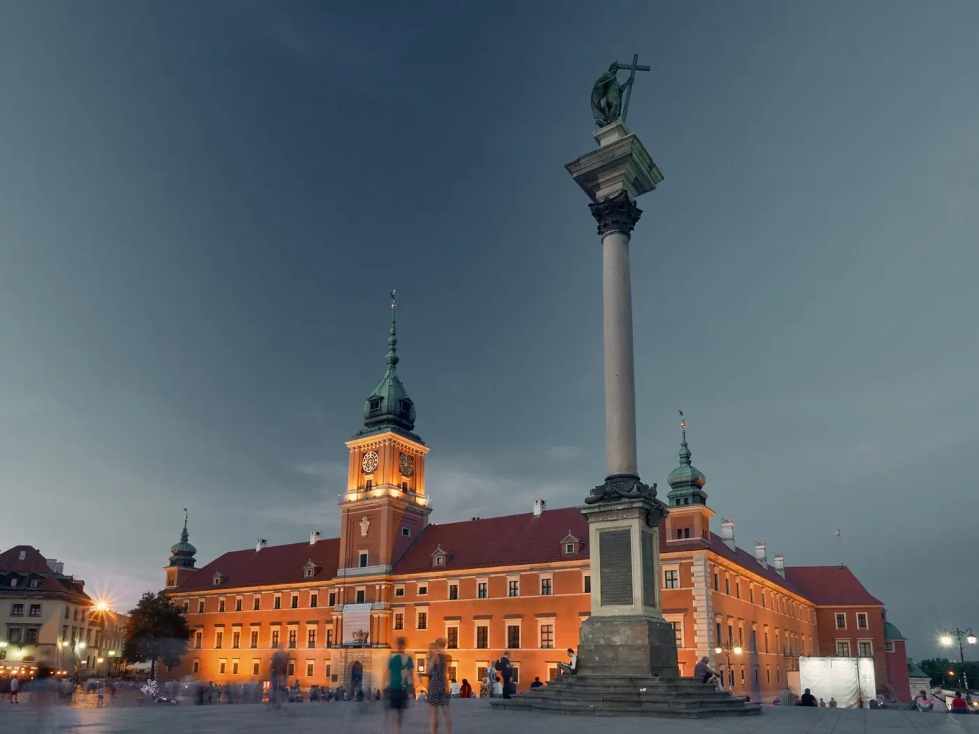 Jakie jest najodpowiedniejsze rozwiązanie dla Przechowalnia bagażu Warszawa?