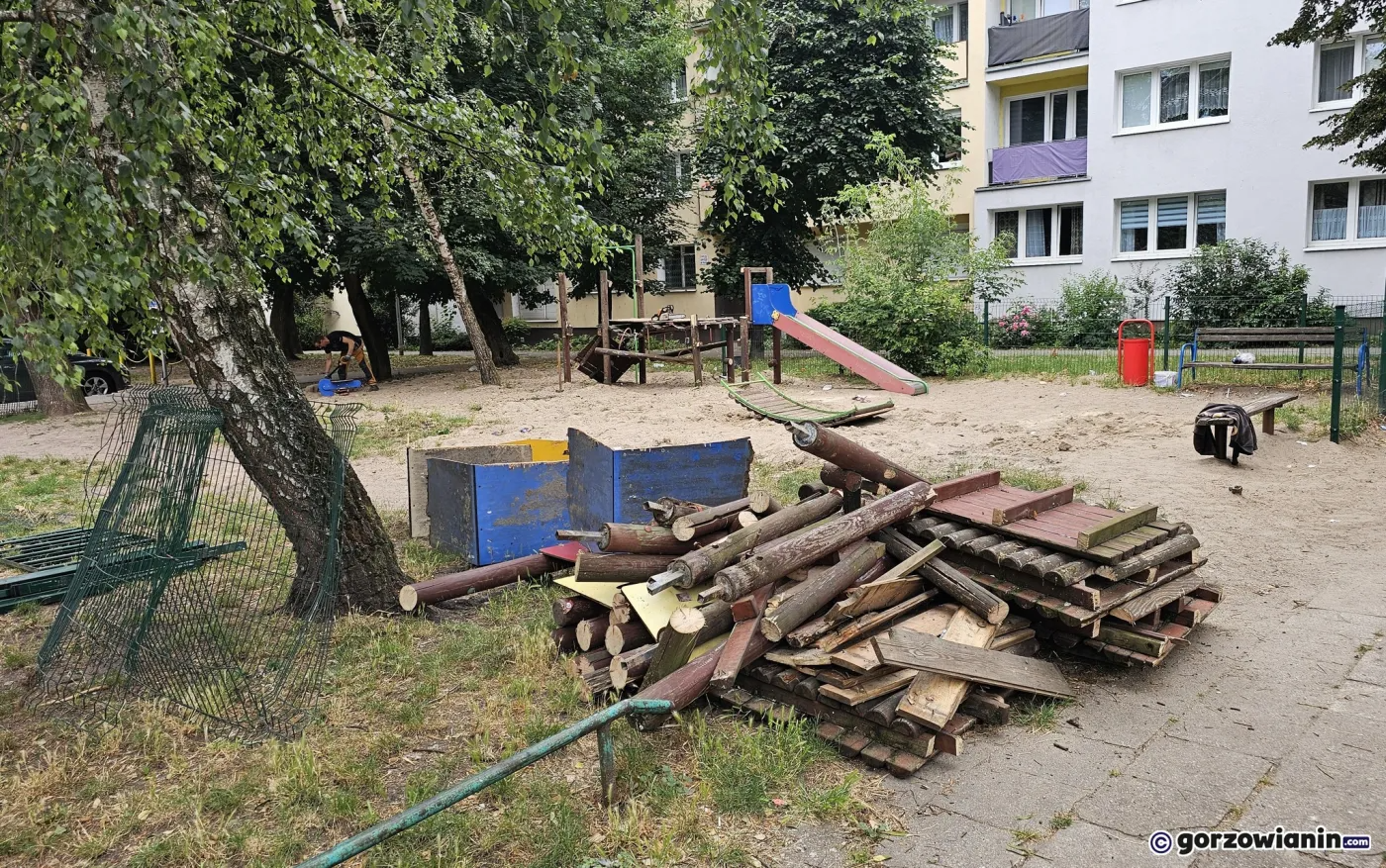 likwidacja placu zabaw przy ulicy Łużyckiej w Gorzowie rezygnacja z budowy budżet obywatelski 2026 Centrum podwórko ulica Sikorskiego i ulica Łużycka