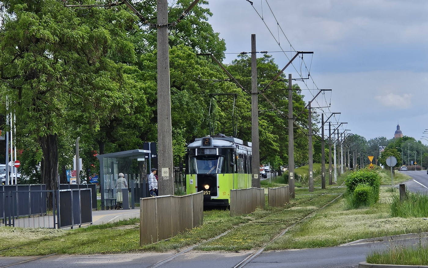 Wstrzymane kursowanie linii tramwajowych awaryjna naprawa torowiska Gorzów