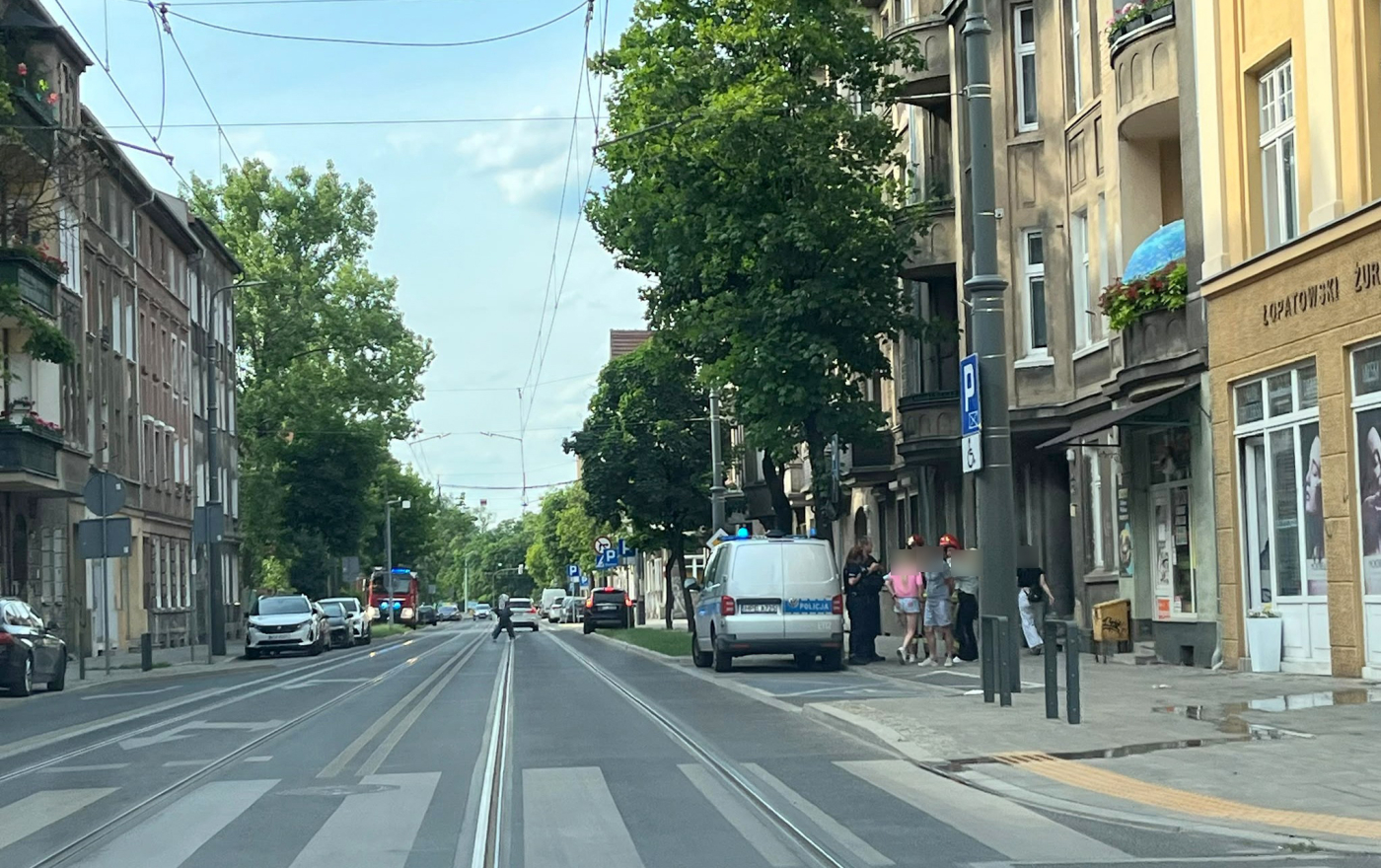 rozlanie smierdzacej substancji w zakladzie kosmetycznym gorzow zniszczenie mienia na kwote dziesiec tysiecy zlotych ulica mieszka i gorzow