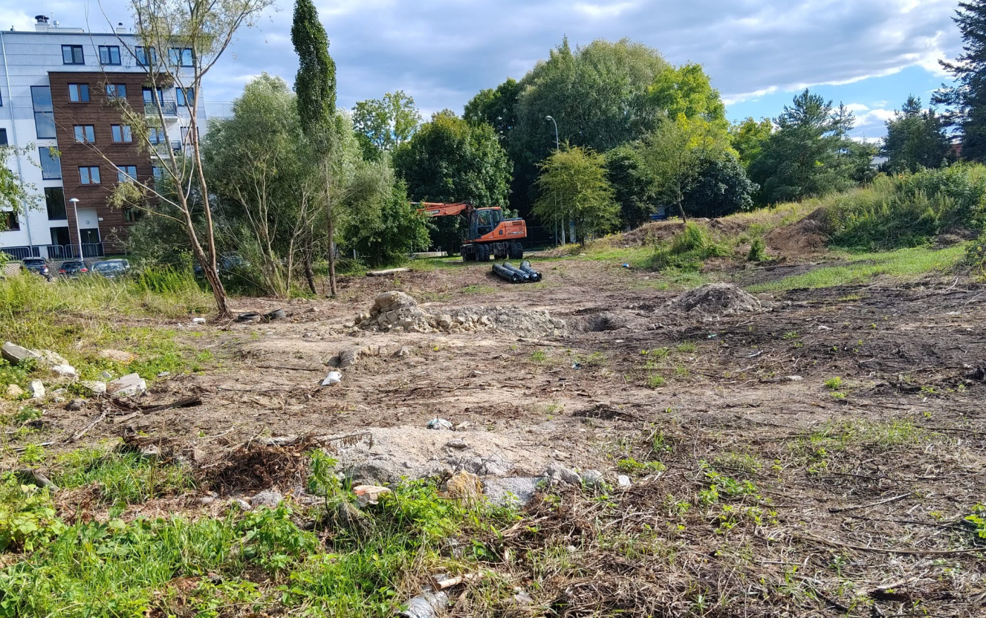 budowa marketu dino osiedle piaski gorzow ciezki sprzet na placu budowy ulica zofii kuratowskiej
