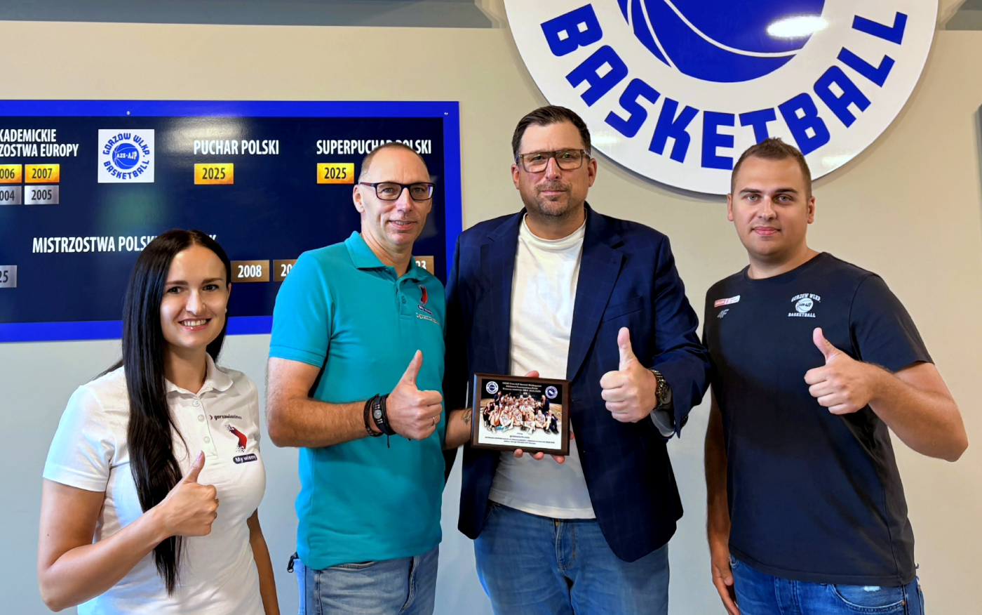 Anna Kluwak i Marcin Kluwak z gorzowianin.com oraz Michał Kugler i Piotr Kaczmarek z AZS AJP Gorzów