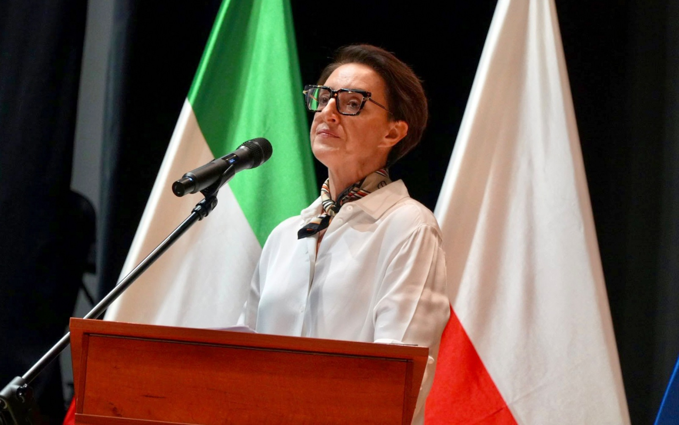 Magdalena Ciszek-Kozłowska dyrektor Stali Gorzów prezentacja budżetu klubu na sesji w Gorzowie