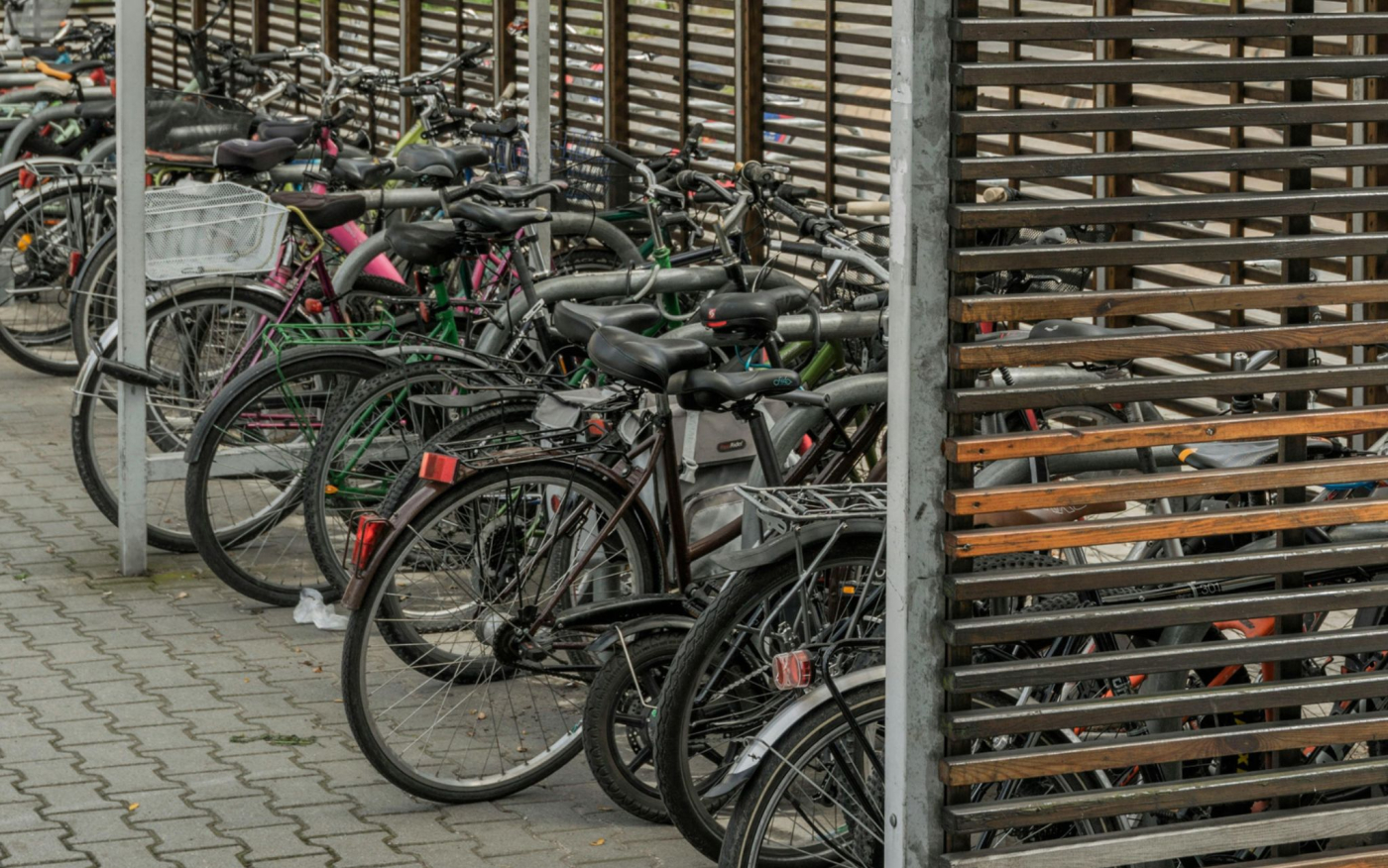 Przystanek autobusowy Lipiańska przy ulicy Szczecińskiej w Gorzowie
Zadaszony parking rowerowy typu Bike and Ride dla mieszkańców Gorzowa