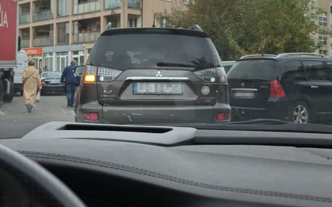 obywatelskie zatrzymanie pijanego kierowcy mitsubishi interwencja policji ulica kosciuszki Gorzow