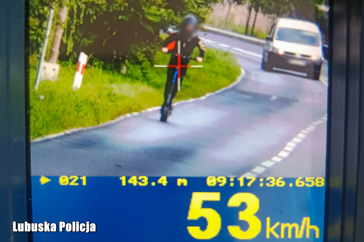 mandat za jazdę na hulajnodze elektrycznej bez uprawnień policja Międzyrzecz