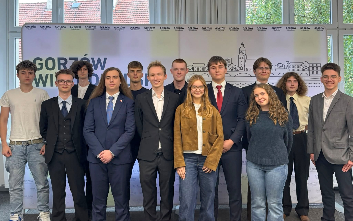 Młodzieżowa Rada Miasta Gorzowa wnioskuje do prezydenta o 5 tysięcy złotych z budżetu na 2027 rok na wynajem sal i organizację wydarzeń