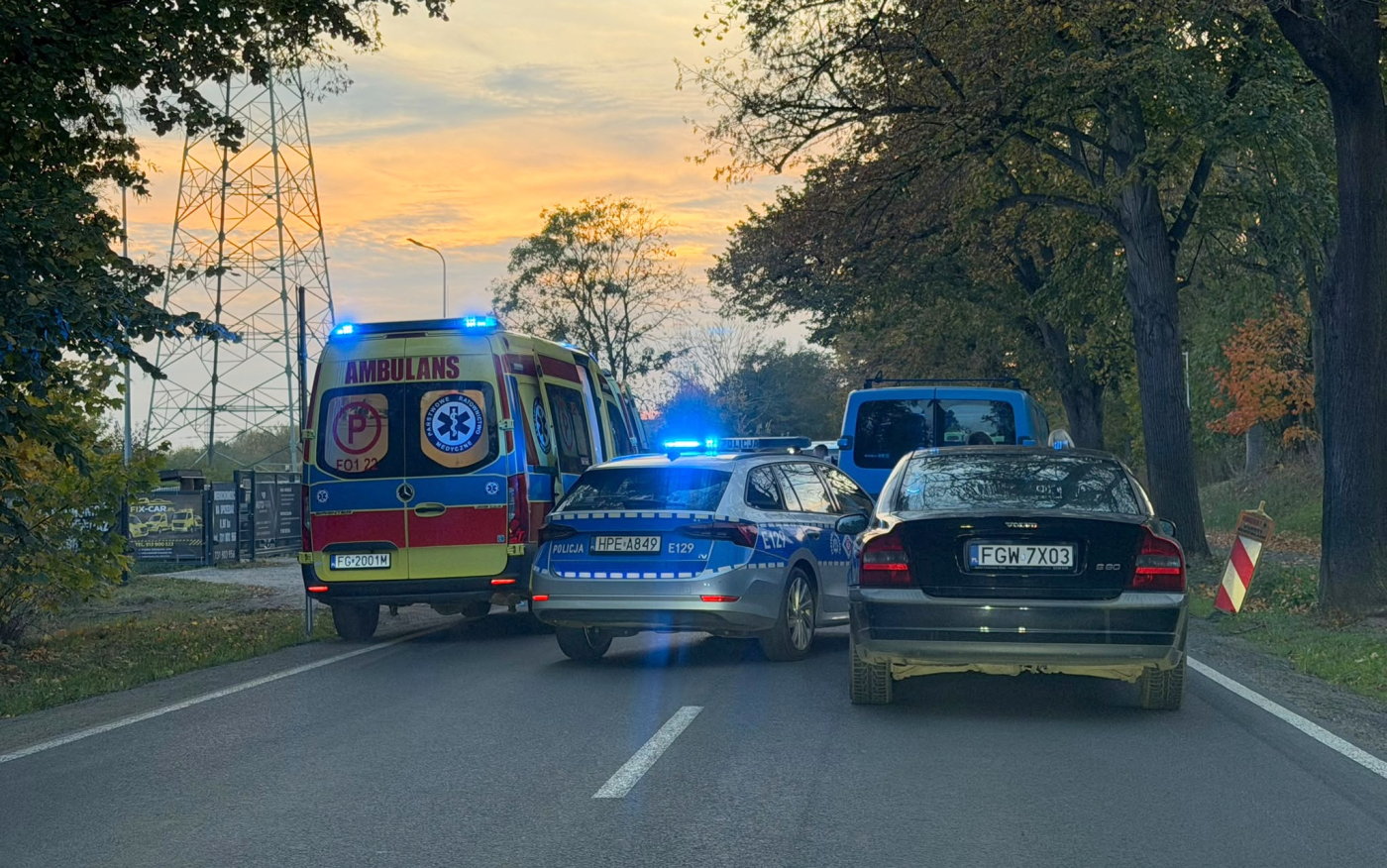 smiertelny wypadek ulica kostrzynska gorzow zderzenie motocykla z samochodem osobowym utrudnienia w ruchu i zablokowana droga