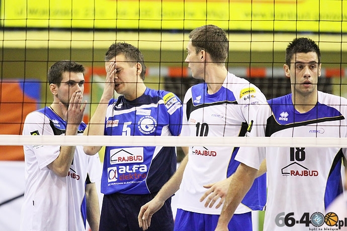 Mecz pod znakiem zapytania