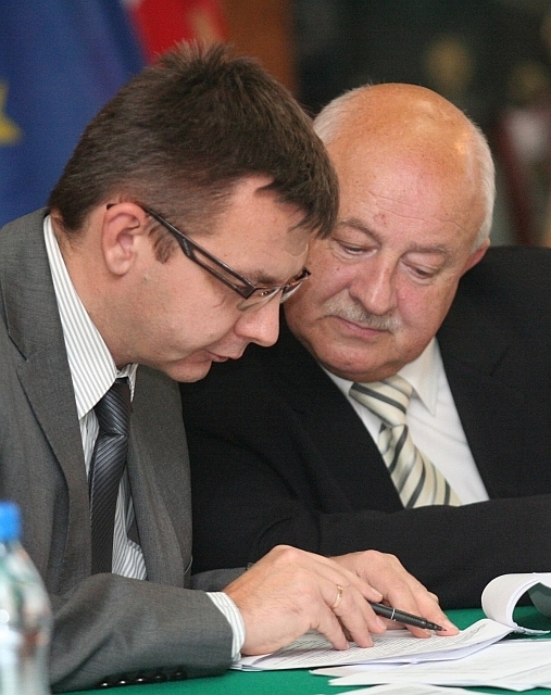 Politycy Platformy krytykują decyzję Sejwy