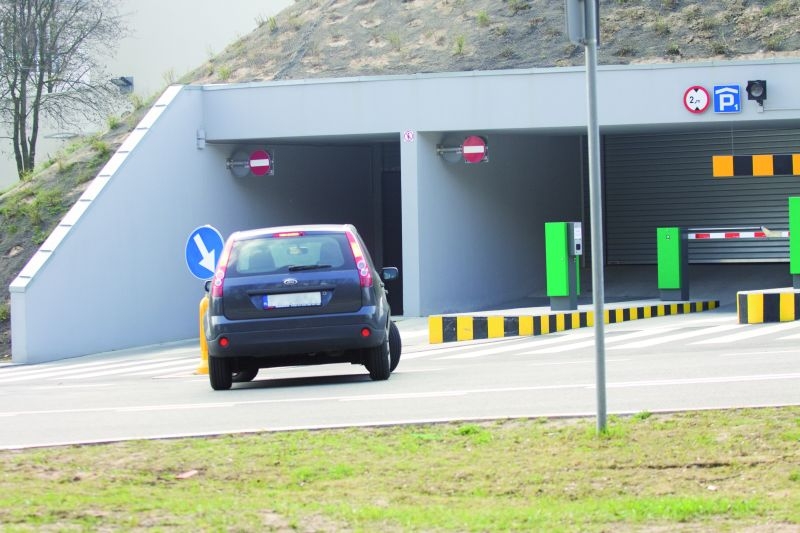 Filharmonia oszczędności, parking niepotrzebny?