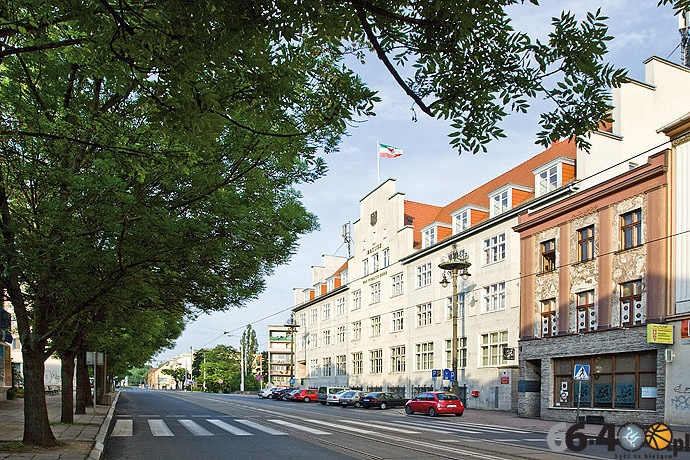 Samorządy oszczędzają