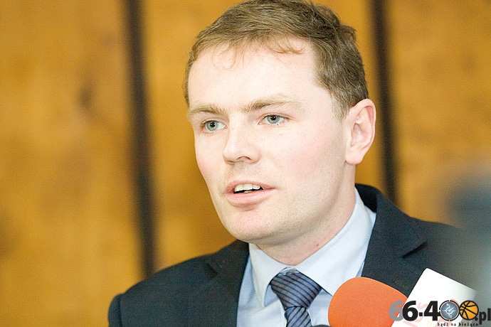 Politycy o aferze: kompromitacja Platformy