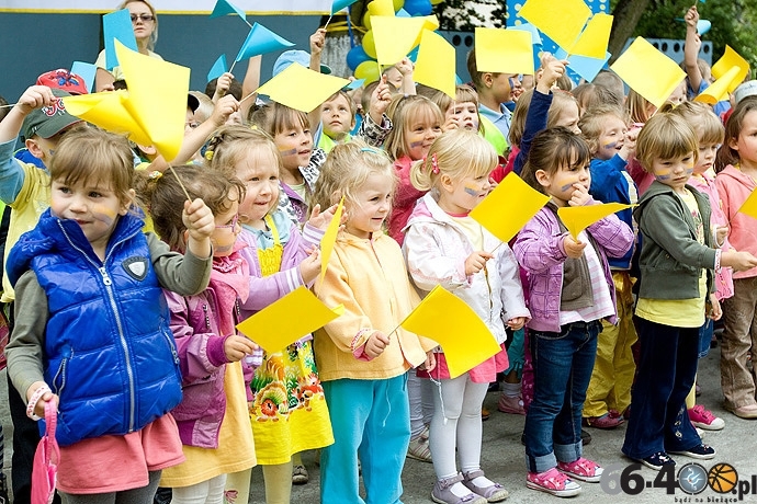 Stal nie zapomina o lokalnej społeczności
